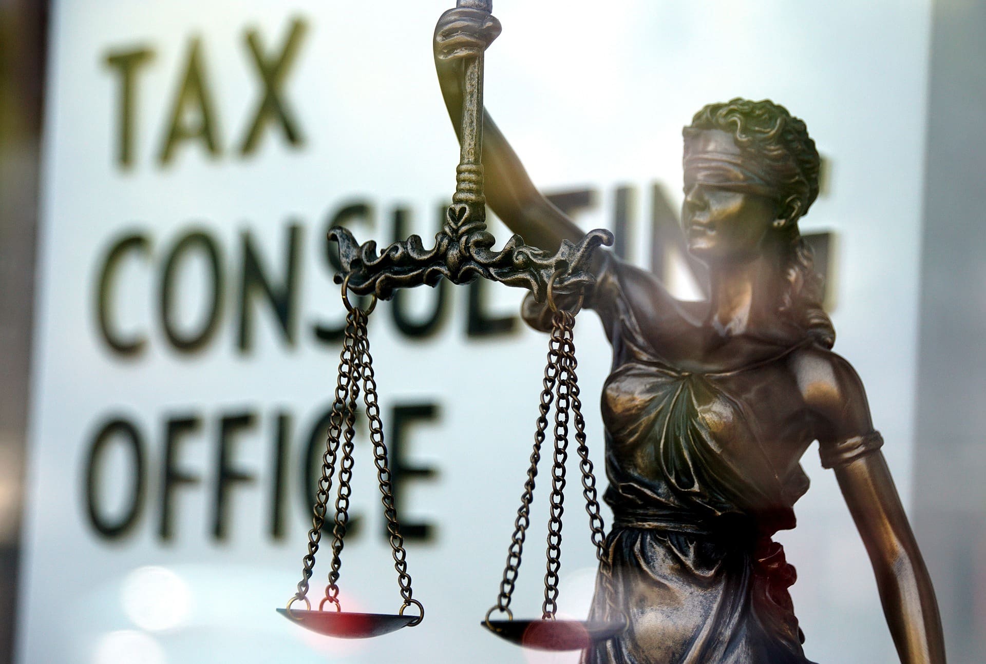 uk tax expats
