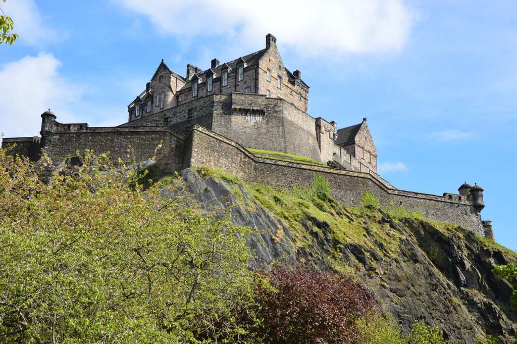 Expert Financial Advice for British Expats Returning to the UK